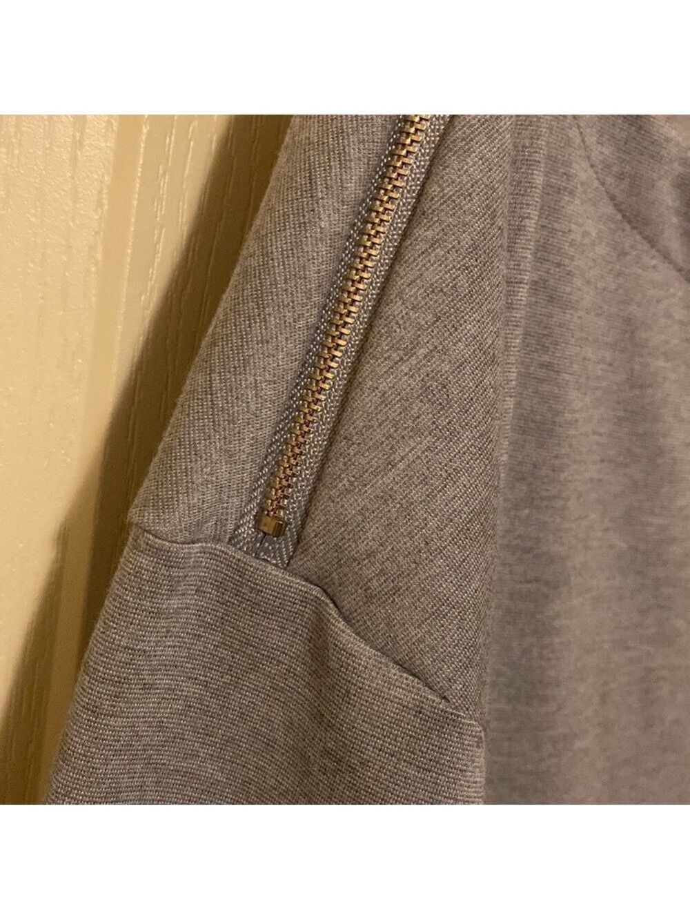 Dynamite| Dress ribbed boatneck shoulder zipper. Grey. Medium - Picture 6 of 7